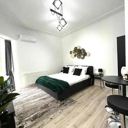 Spot - Premium - Sanador Victoriei * Boekarest